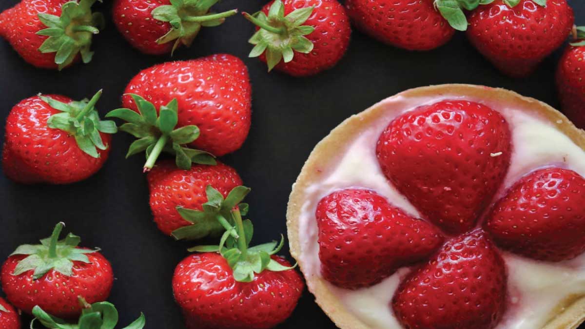 Top 8 Health Benefits of Eating Strawberries